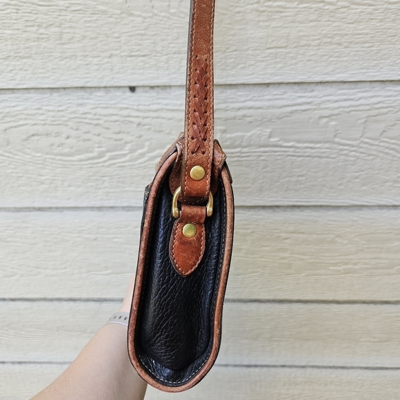 vintage Liz Claiborne black leather purse with brown trim - Picture 4 of 16